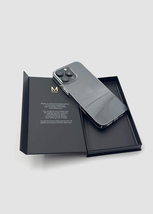 GENOMSKINLIGT IPHONE-SKAL – CLEAR INFINITY CASE